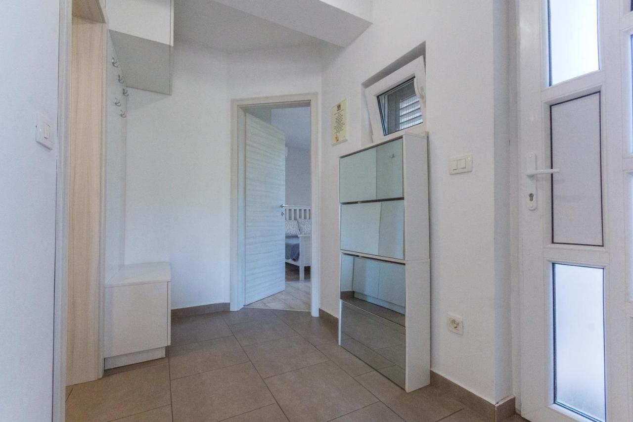 Adria Krk Apartment Krk Town Exterior foto